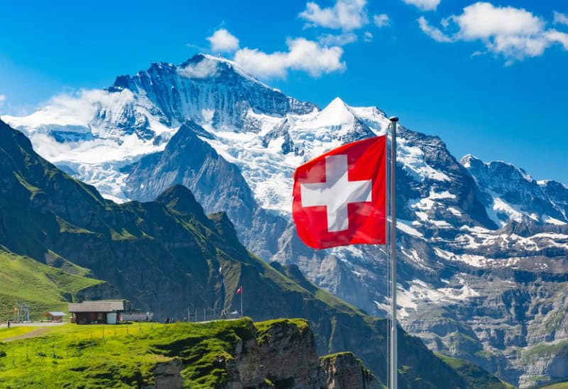 Switzerland 10 day 1-13 THE COMPASS BY ONE WOTLD TOUR