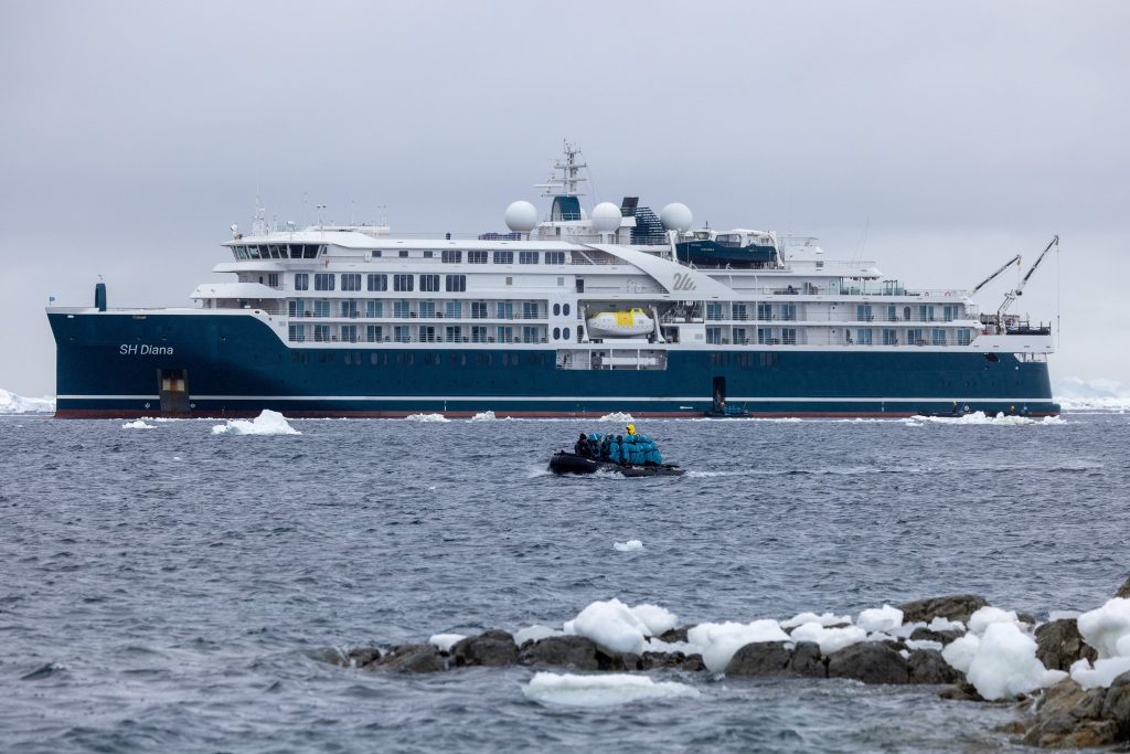 ล่องเรือสำราญขั้วโลกใต้ Antarctica เรือ Swan Hellenic